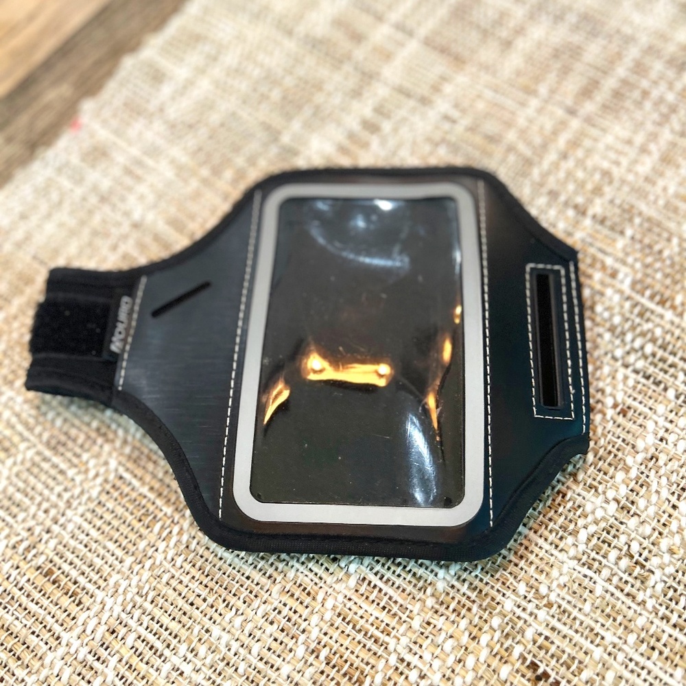 🏃‍♀️EUC - DURO MOBILE PHONE HOLDER ARMBAND🏃‍♀️